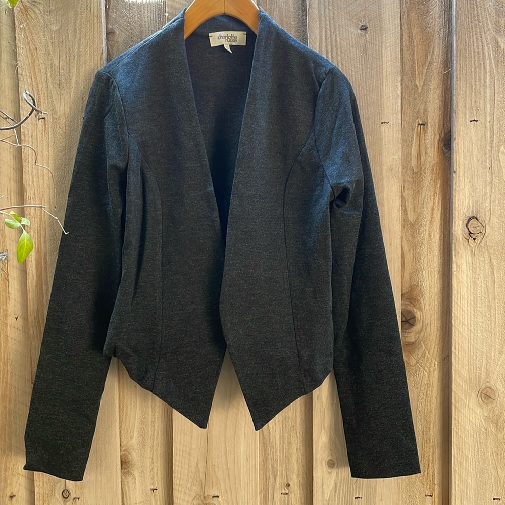 Charlotte Russe collarless blazer
